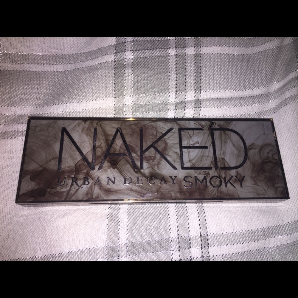 Urban Decay Naked Smoky pallet